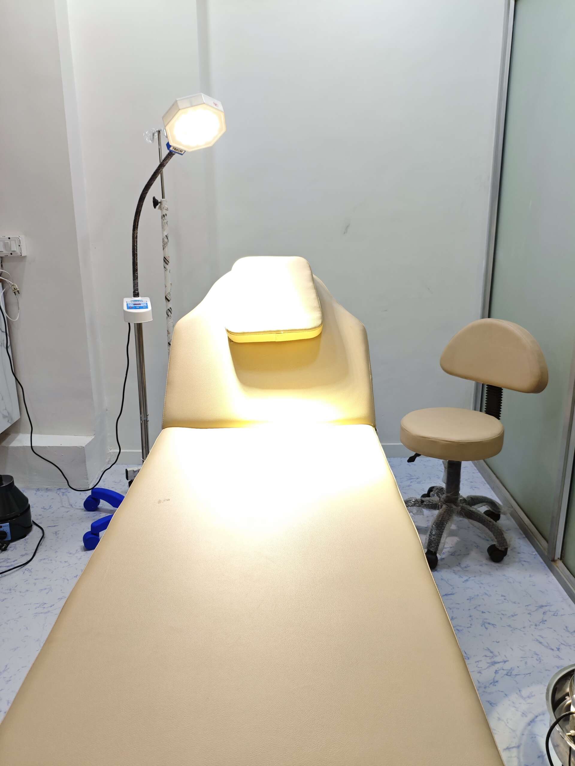 Hair Transplant Theater